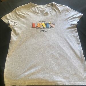 Levi's Kids Gray Tee with Colorful Logo